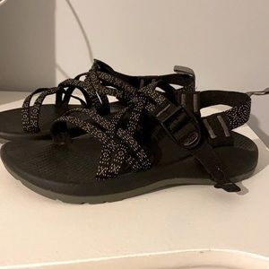 Chaco Kids size 5